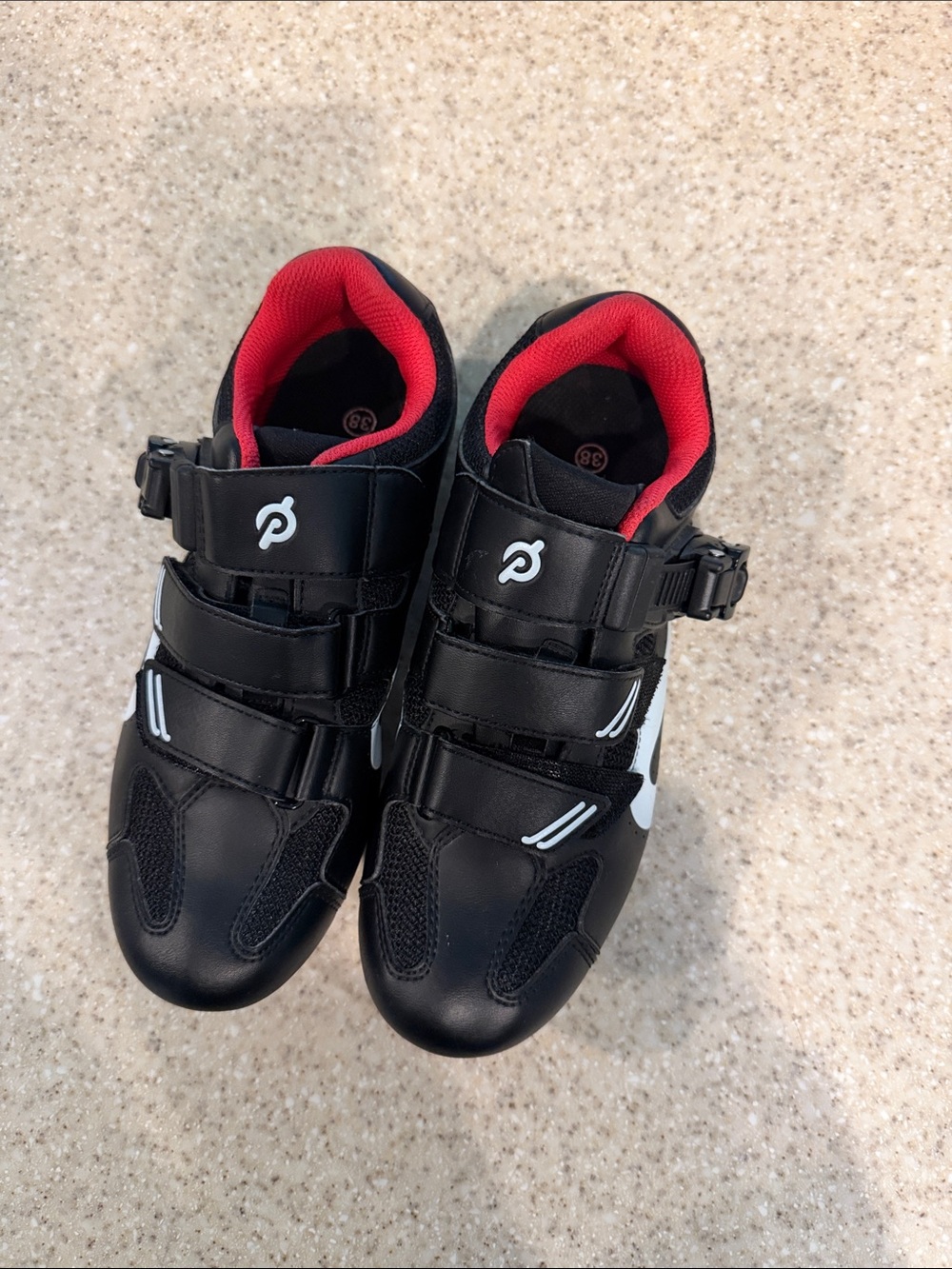 Peloton women’s Black Cycling Sneakers with Red Lining